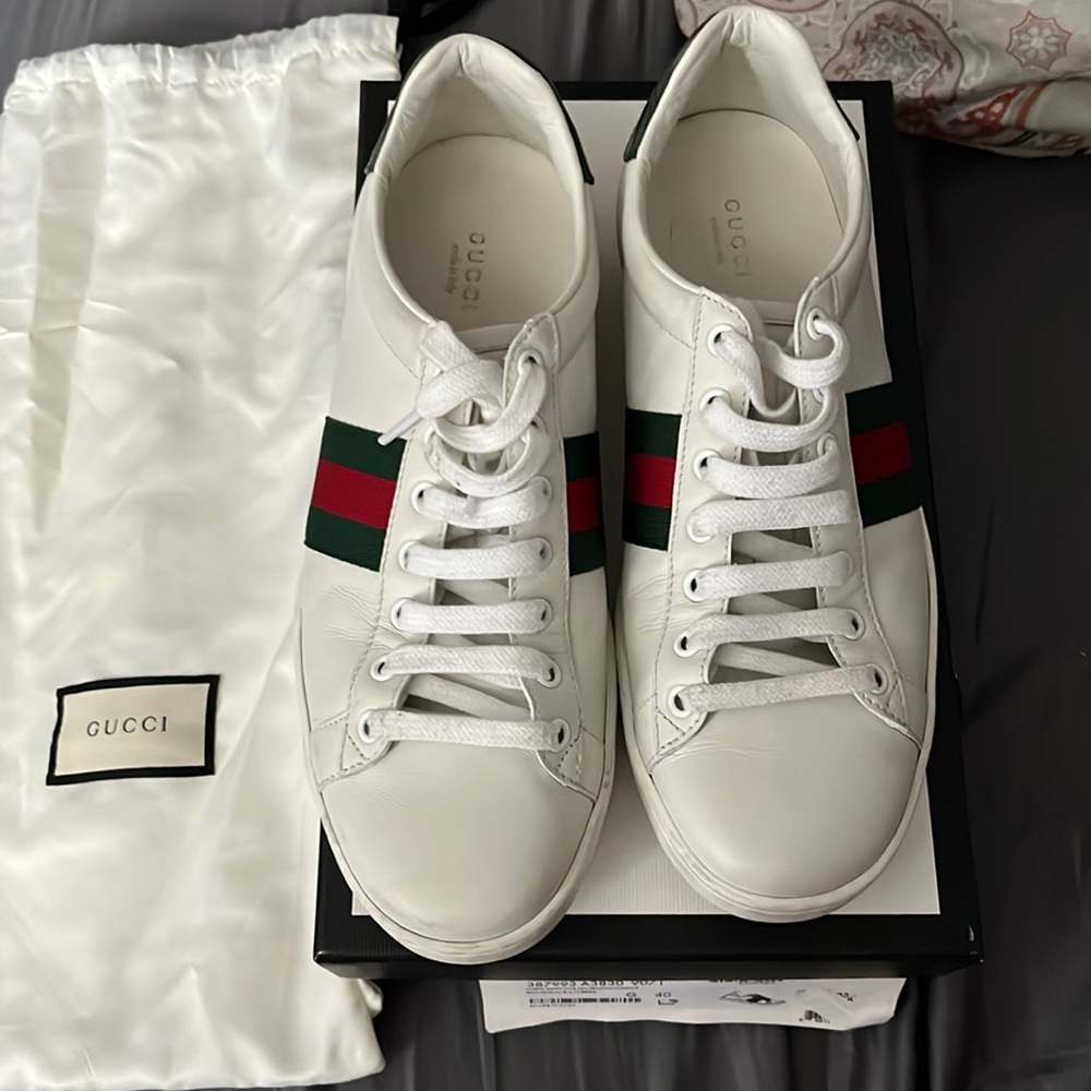 GUCCI Womens Shoes